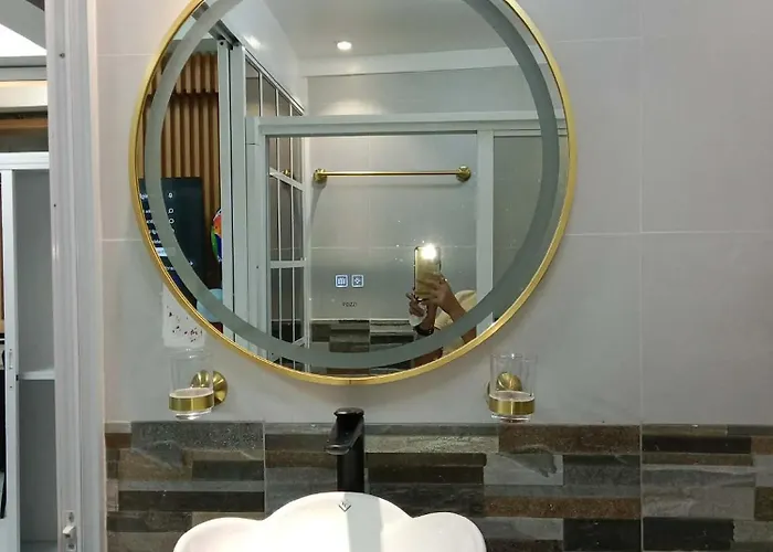 Near Airport - Isabelle Garden 4* Manila
