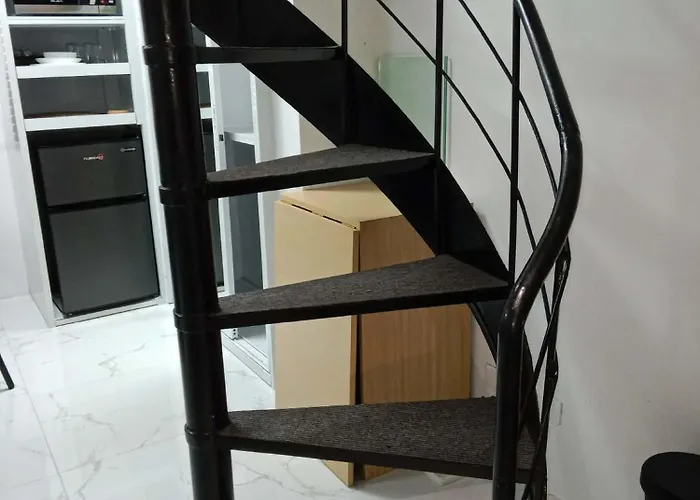 Near Airport - Isabelle Garden 4*