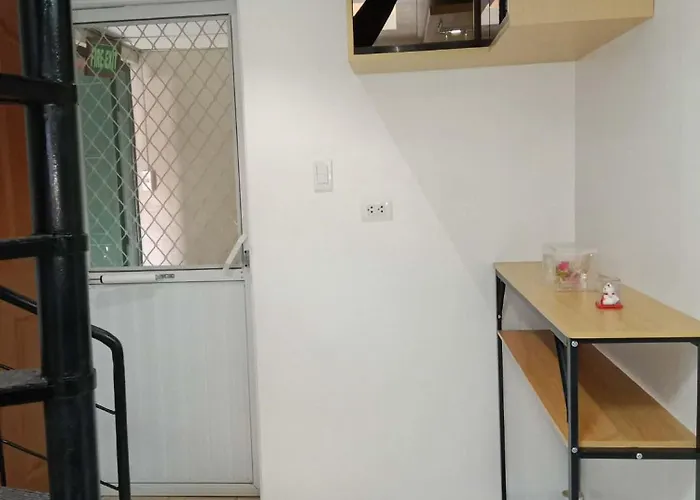 Near Airport - Isabelle Garden 4* Manila